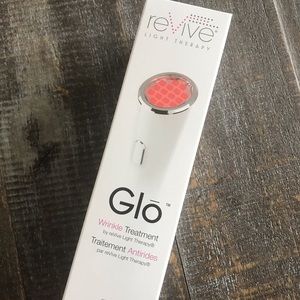 Glo by reVive portable light therapy device